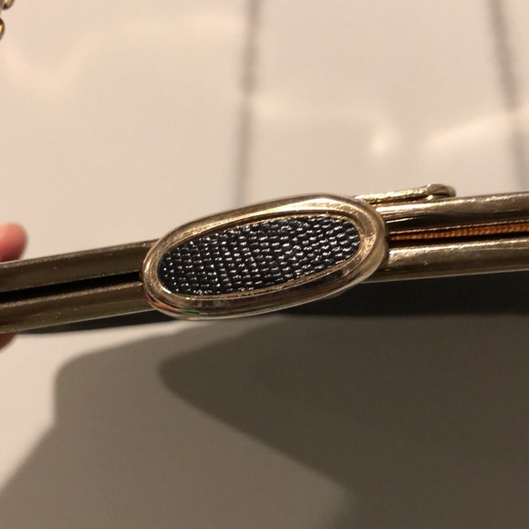 Etra Genuine Leather Vintage Chain Strap Shoulder Bag - Picture 3 of 6